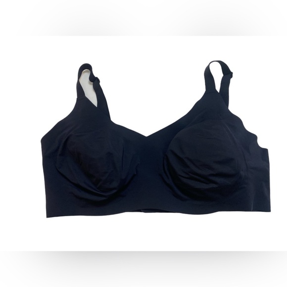 Knix - Padded V-Neck Bra Wide Strap - Picture 4 of 9